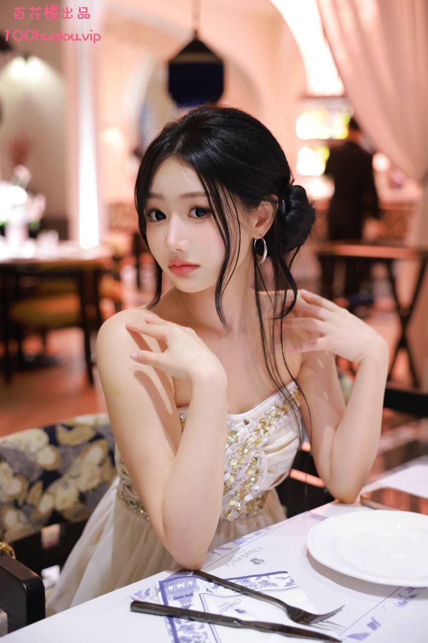 上海 02年极品妹子 Lyna琳娜