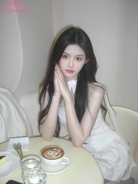 上海 04年乖巧甜妹 恩恩