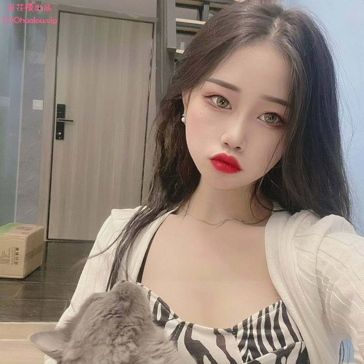 上海 04年嫩妹 包子