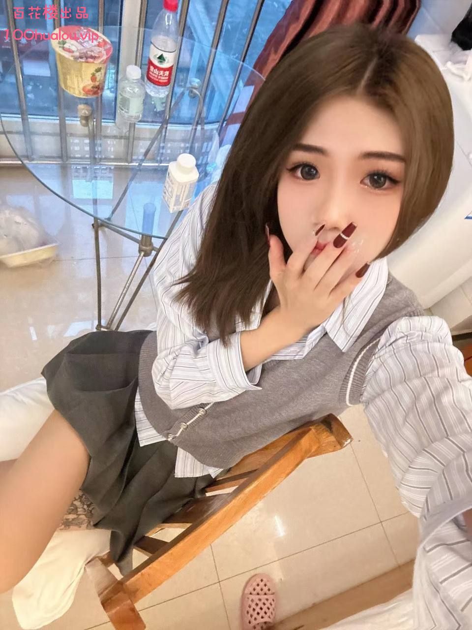 武汉 05年嫩妹身高175 小漫